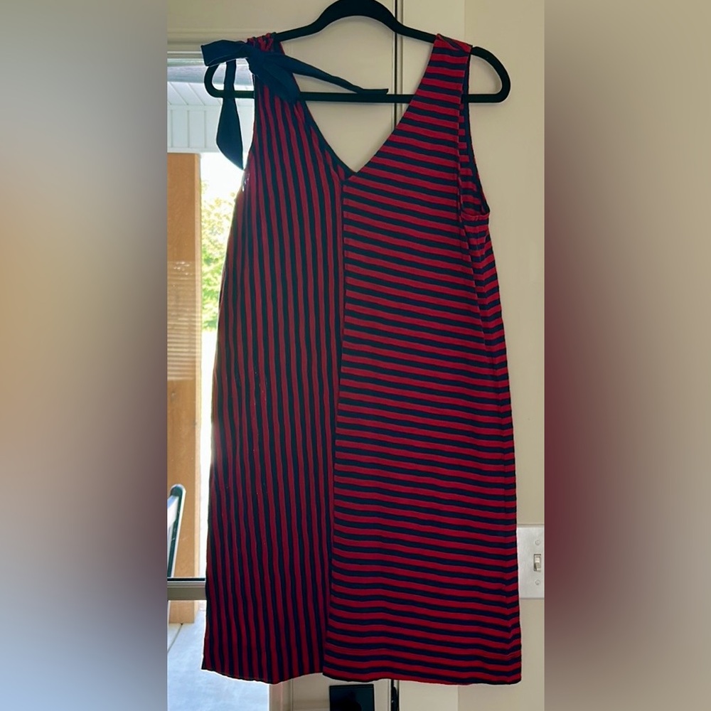 Vineyard Vines Sz Med Red & Navy Stripe One Shoulder Bow Dress 100% Cotton - Picture 11 of 12